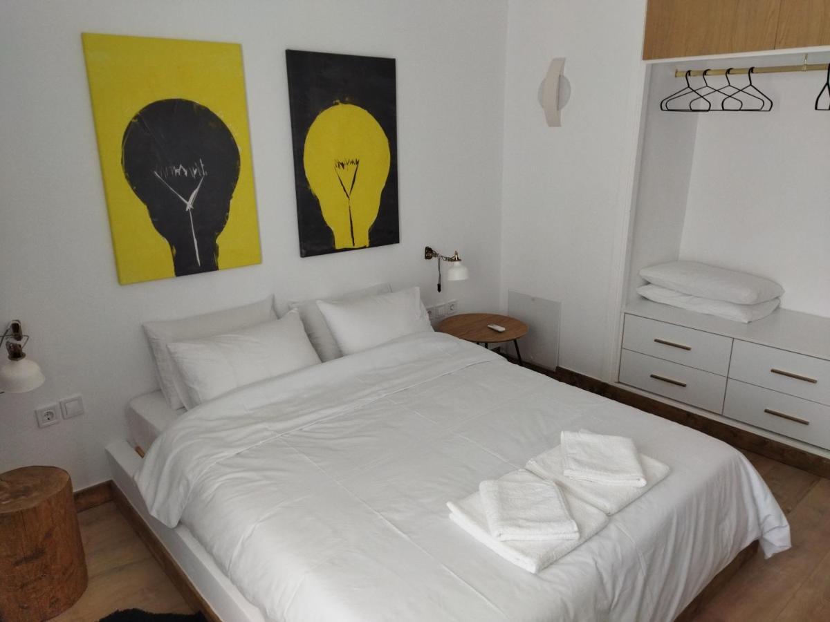 Minimal Apartment By The Beach Corinth Экстерьер фото